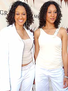 tia and tamera mowry twins